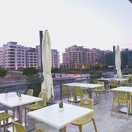 The Stay Furnished Apartments Dbayeh Exteriör bild