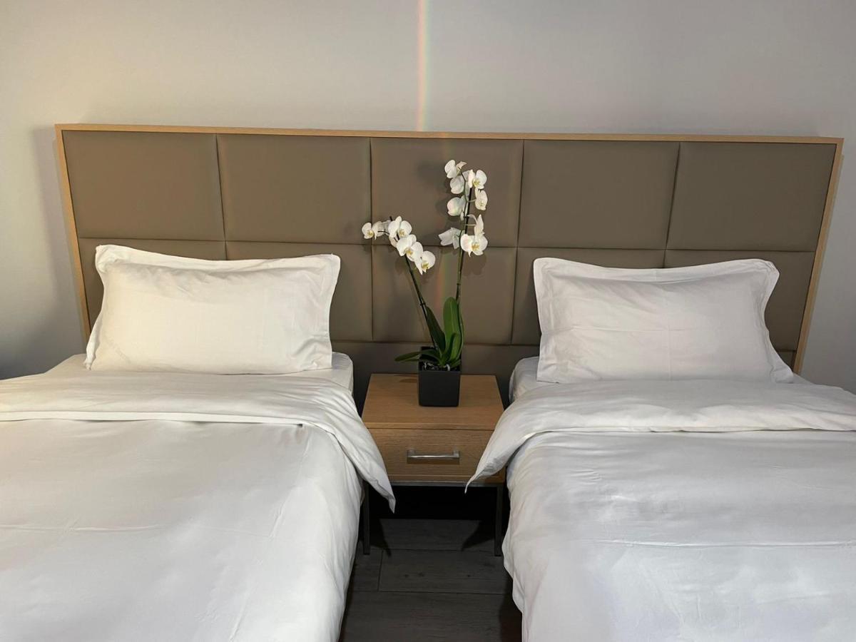 The Stay Furnished Apartments Dbayeh Exteriör bild