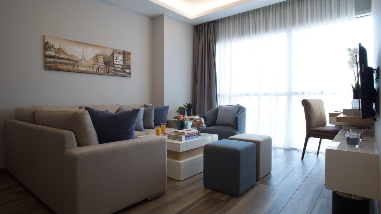 The Stay Furnished Apartments Dbayeh Exteriör bild